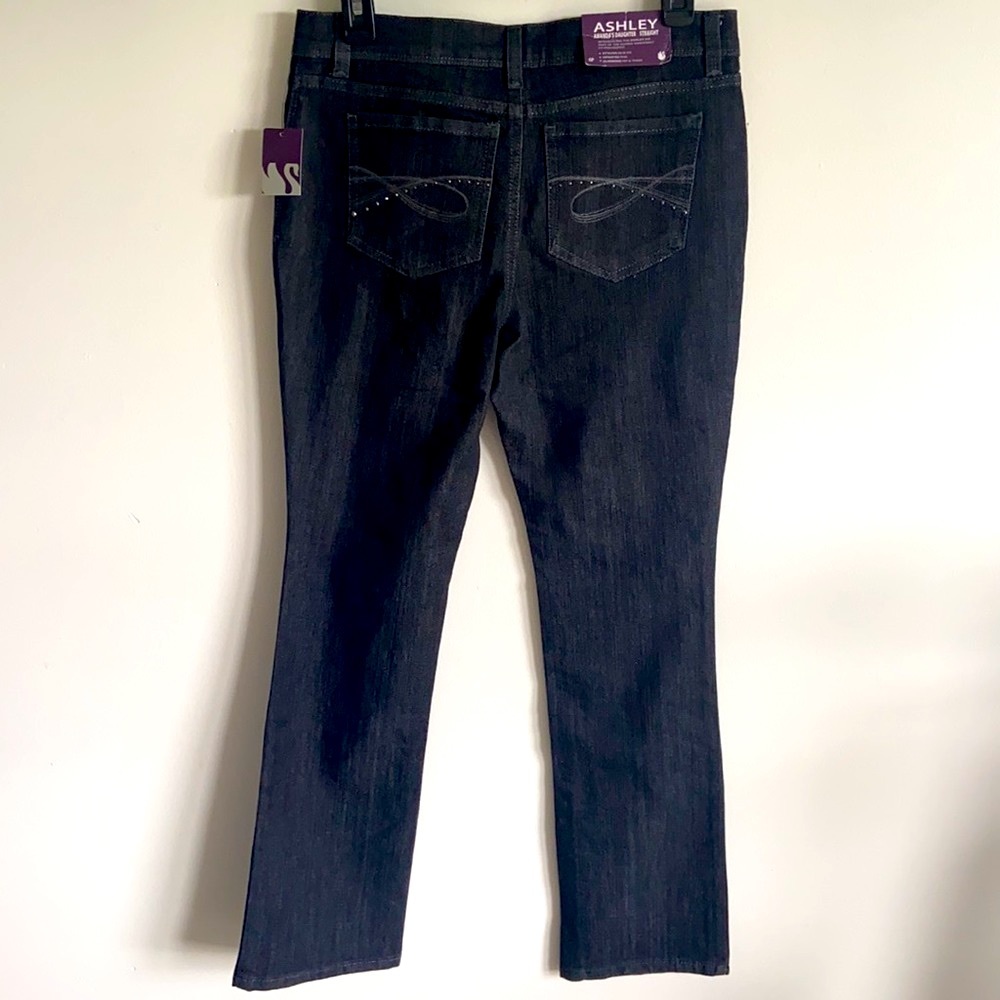 Gloria Vanderbilt Black Jeans Size 6P Ashley Amanda’s NWT